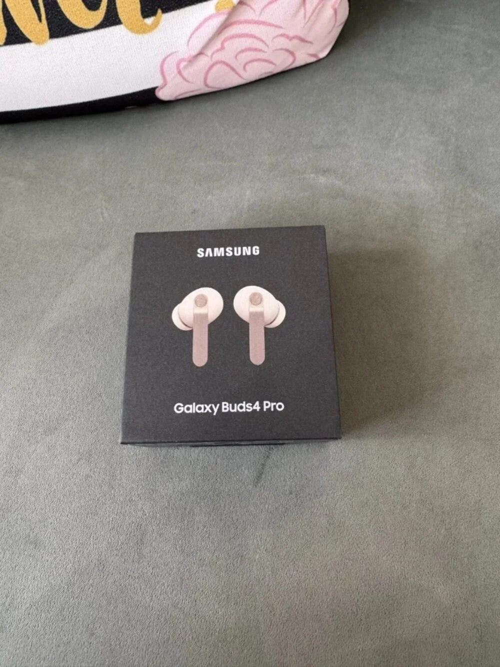 Samsung Galaxy Buds4 Pro Pink Gold Wireless Bluetooth Earbuds for Women SEALED P